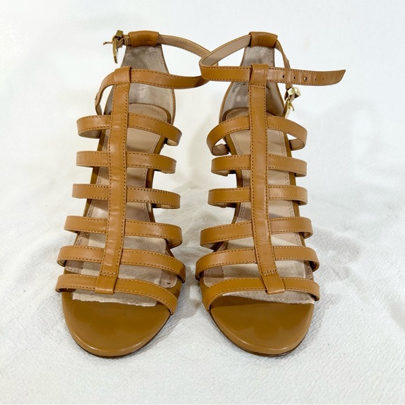 Scrappy sandal, ankle strap 3 3/4 heel - Picture 4 of 5